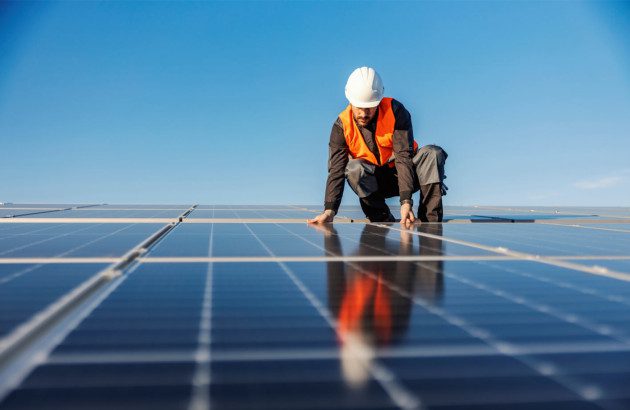 découvrez l'importance de l'entretien des générateurs photovoltaïques pour assurer leur performance optimale et prolonger leur durée de vie. nos conseils et astuces vous guideront dans les meilleures pratiques pour maintenir votre système solaire en parfait état.