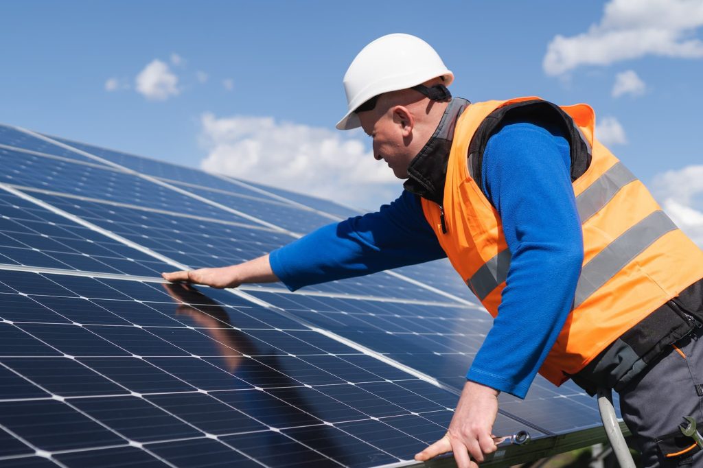 découvrez comment installer des panneaux photovoltaïques chez vous pour bénéficier d'une énergie renouvelable, économiser sur vos factures d'électricité et contribuer à la protection de l'environnement. suivez nos conseils pratiques et astuces pour une installation réussie !
