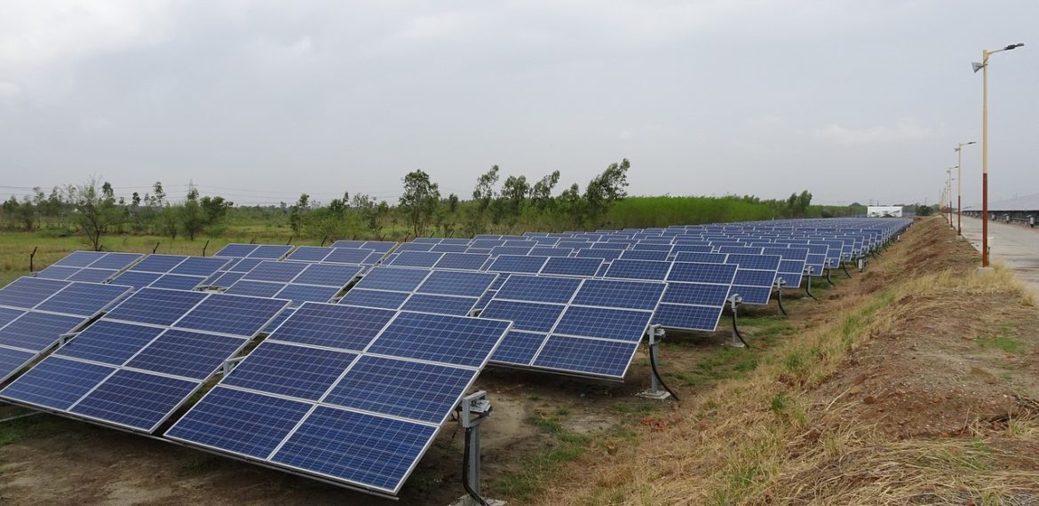 découvrez comment les panneaux photovoltaïques transforment l'énergie solaire en électricité propre et durable. optimisez votre consommation énergétique tout en préservant l'environnement grâce à cette solution innovante.
