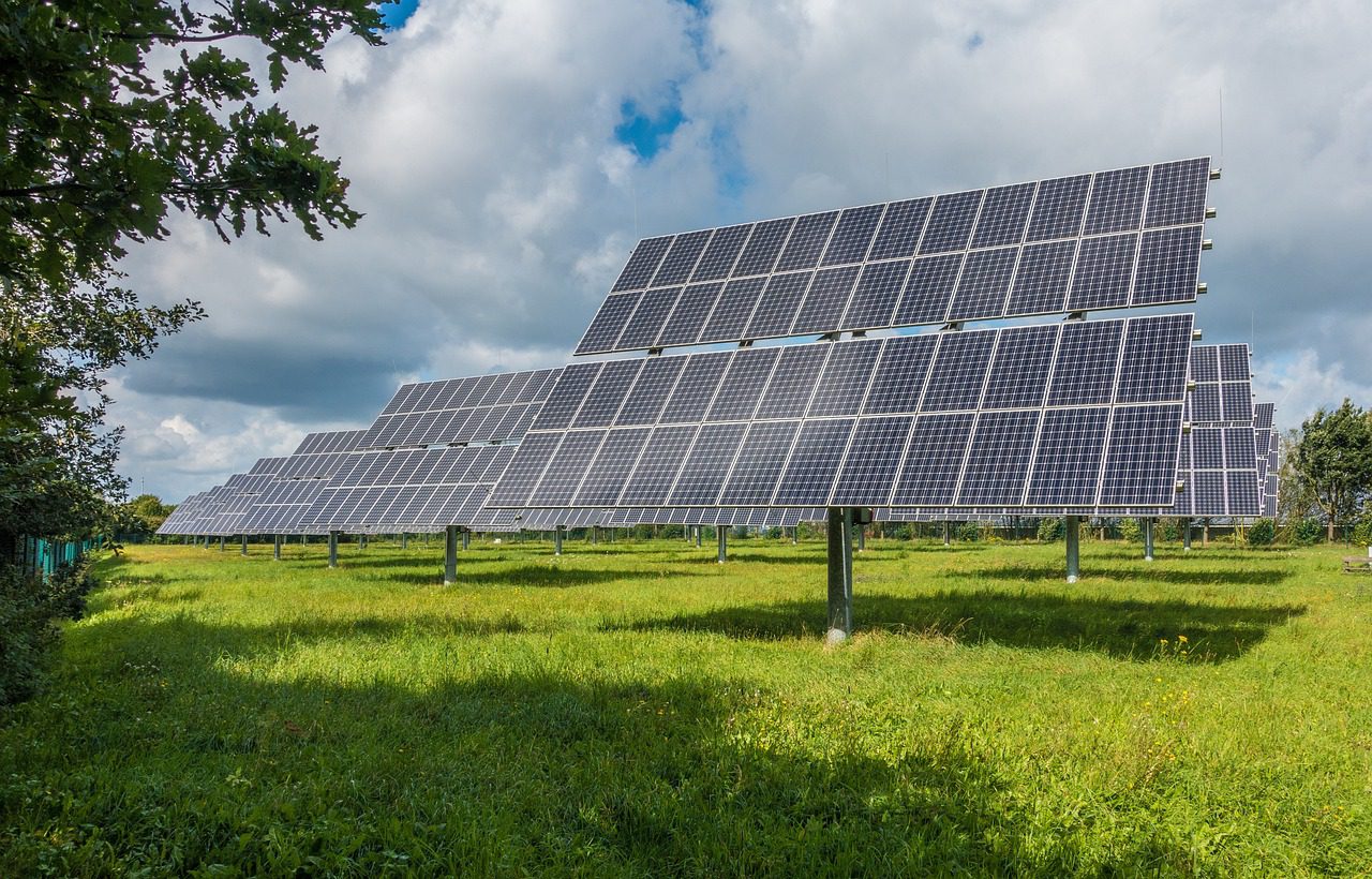 découvrez l'importance de la vérification qualité des panneaux photovoltaïques pour garantir leur performance et leur durabilité. assurez-vous que vos installations solaires répondent aux normes les plus strictes et maximisez votre investissement énergétique.
