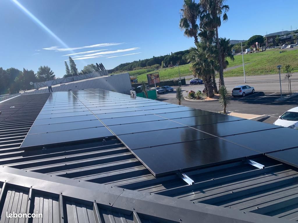 découvrez comment les panneaux photovoltaïques façonnent l'avenir de l'énergie renouvelable. explorez les avantages, les innovations technologiques et l'impact environnemental de cette solution durable qui transforme la manière dont nous produisons et consommons de l'énergie.