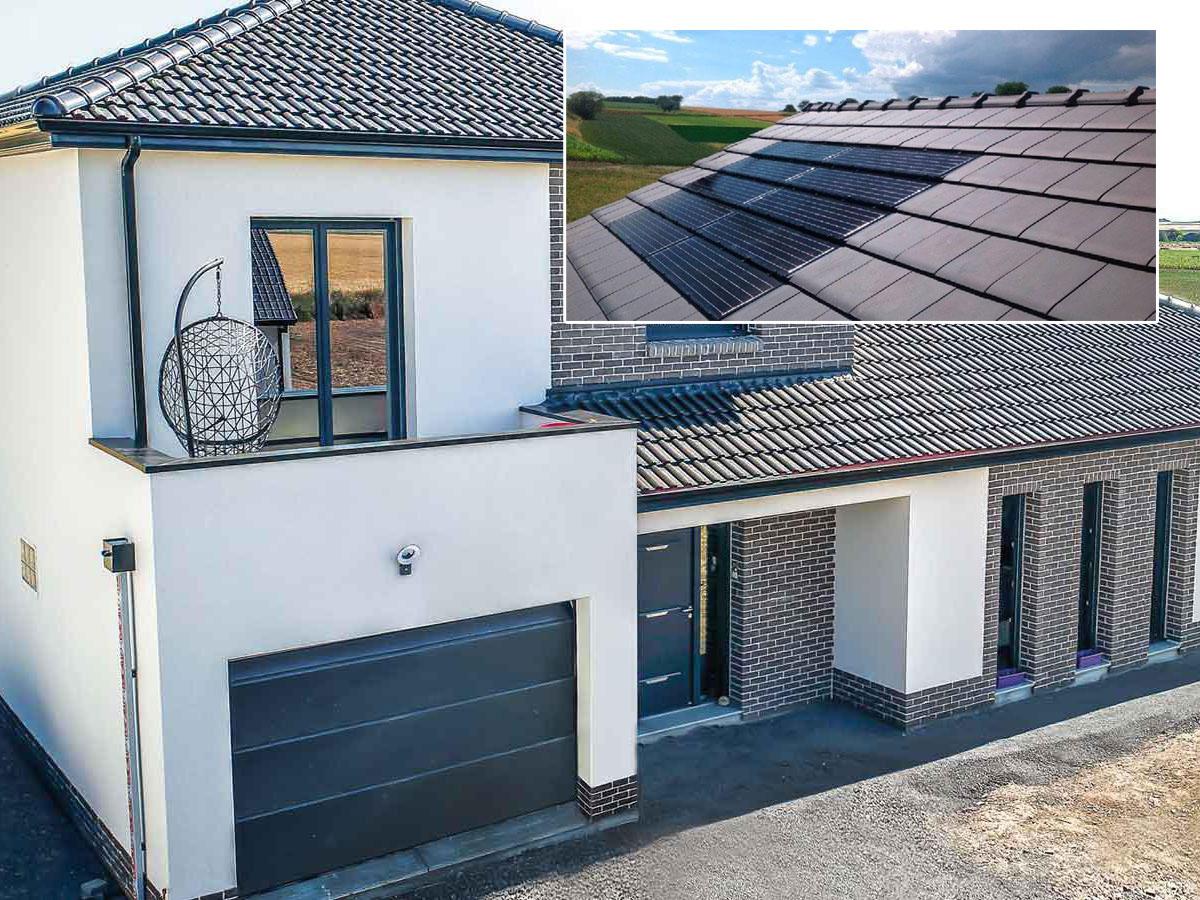 découvrez notre guide complet sur les maisons photovoltaïques, une solution écologique et économique pour produire votre propre électricité. apprenez comment ces maisons innovantes contribuent à la transition énergétique tout en réduisant vos factures d'énergie et en valorisant votre patrimoine.