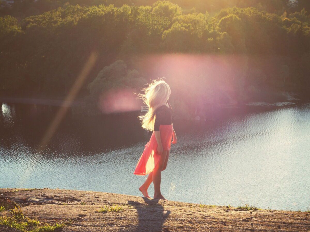 découvrez la révolution solaire, un mouvement innovant qui transforme notre approche de l'énergie renouvelable. explorez les techniques, technologies et initiatives qui propulsent l'énergie solaire vers un avenir durable et respectueux de l'environnement.