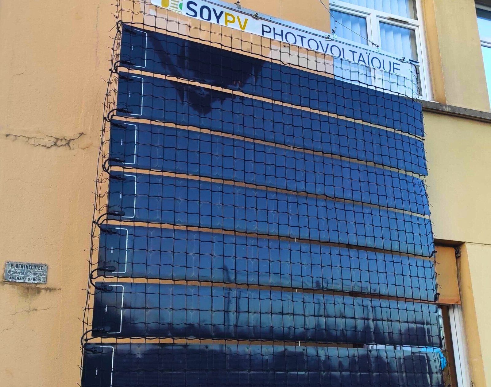 découvrez les avantages des panneaux solaires souples : légèreté, flexibilité et intégration esthétique. optimisez votre consommation d'énergie tout en profitant d'une installation facile et d'une alternative écoresponsable pour votre habitat.