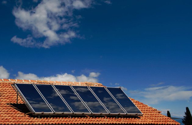 découvrez les panneaux photovoltaïques, une solution écologique et économique pour produire votre propre électricité. apprenez comment ces technologies innovantes transforment l'énergie solaire en électricité, tout en réduisant votre empreinte carbone et en réalisant des économies sur vos factures d'énergie.