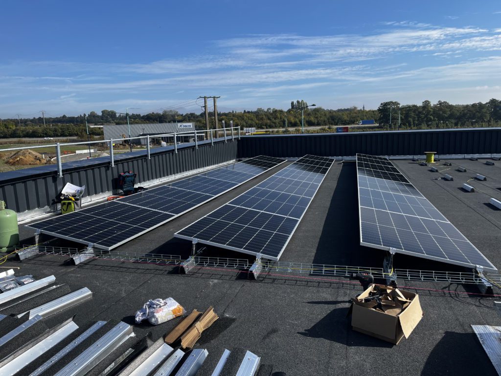 découvrez comment l'énergie photovoltaïque façonne un avenir durable et responsable. explorez les innovations, les bénéfices écologiques et les opportunités économiques offertes par les panneaux solaires pour un monde plus vert.