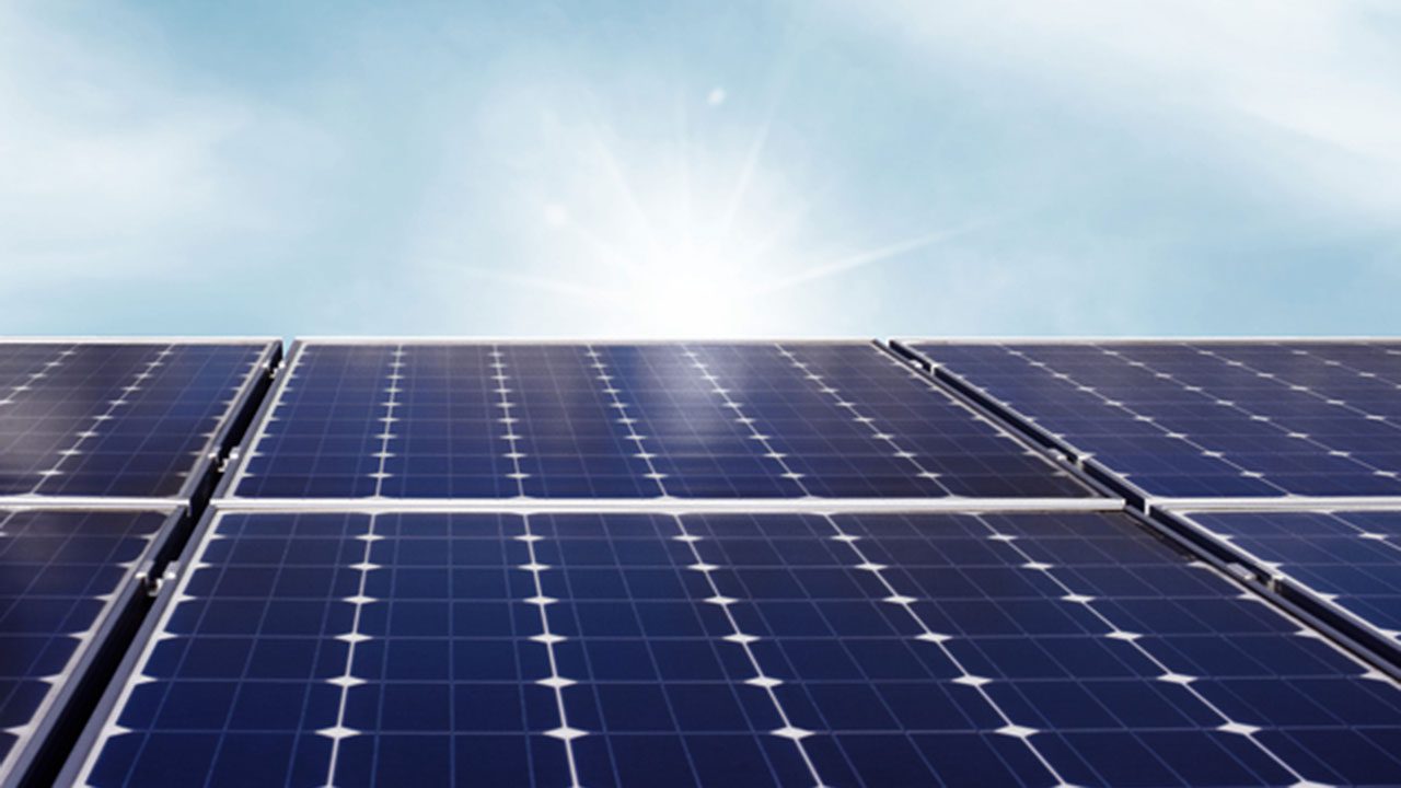 découvrez comment choisir les panneaux photovoltaïques adaptés à vos besoins. notre guide vous aide à comprendre les critères essentiels pour optimiser votre production d'énergie solaire et maximiser vos économies.