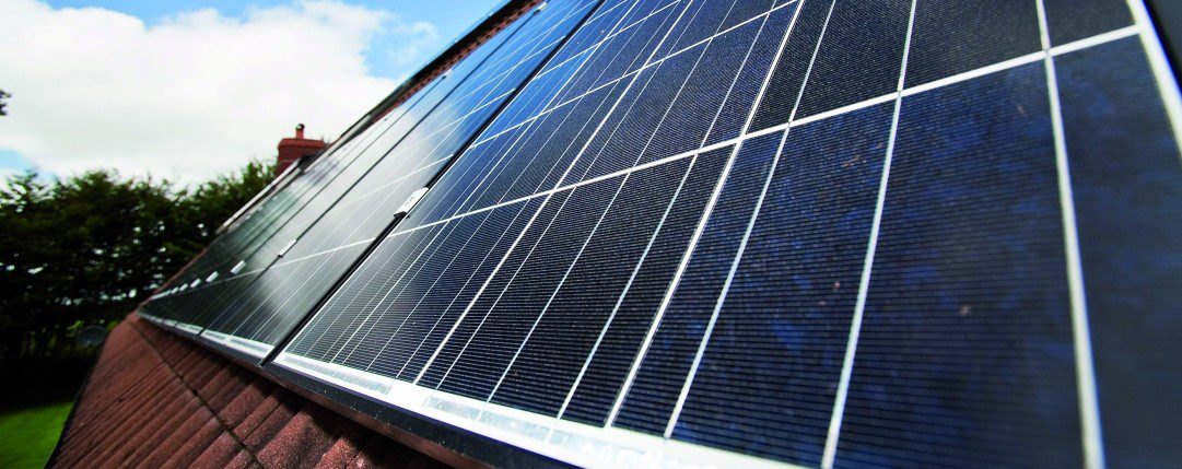 découvrez comment investir dans des panneaux solaires en belgique pour réduire vos factures d'électricité et contribuer à un avenir durable. profitez d'aides financières et d'une énergie renouvelable pour rentabiliser votre investissement.