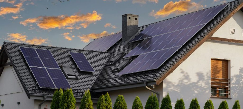 découvrez comment installer des panneaux photovoltaïques pour optimiser votre production d'énergie solaire. suivez nos conseils pratiques et bénéficiez d'une installation efficace et durable.