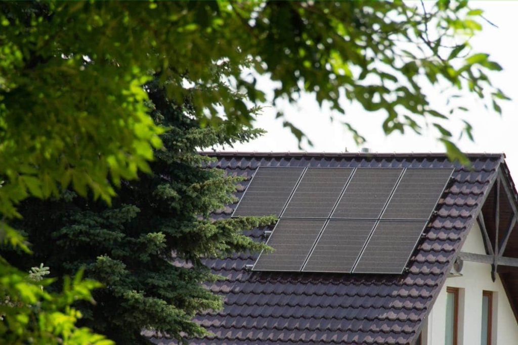 découvrez notre faq dédiée aux panneaux sunpower : réponses aux questions fréquentes, conseils d'installation, débit de production et avantages des panneaux solaires. optimisez votre investissement avec des informations fiables et précises.