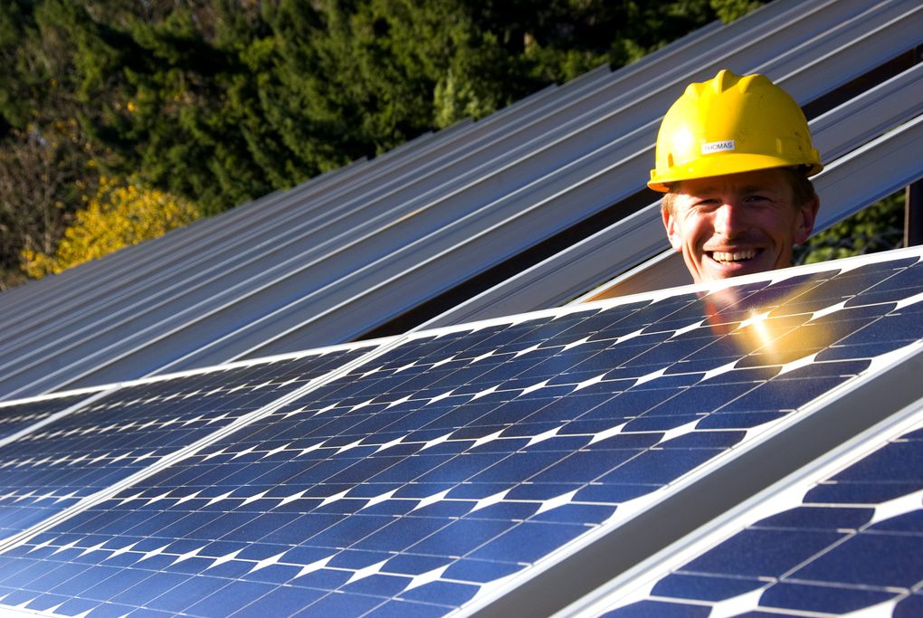 découvrez les démarches et implications liées à l'annulation de contrats de panneaux photovoltaïques. informez-vous sur vos droits, les conséquences financières et les alternatives possibles pour optimiser votre investissement en énergie solaire.