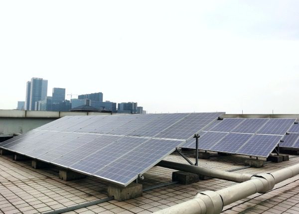 découvrez les aides disponibles pour l'installation de panneaux photovoltaïques en france. maximisez vos économies d'énergie et bénéficiez de subventions, crédits d'impôt et autres dispositifs d'accompagnement pour la transition énergétique.