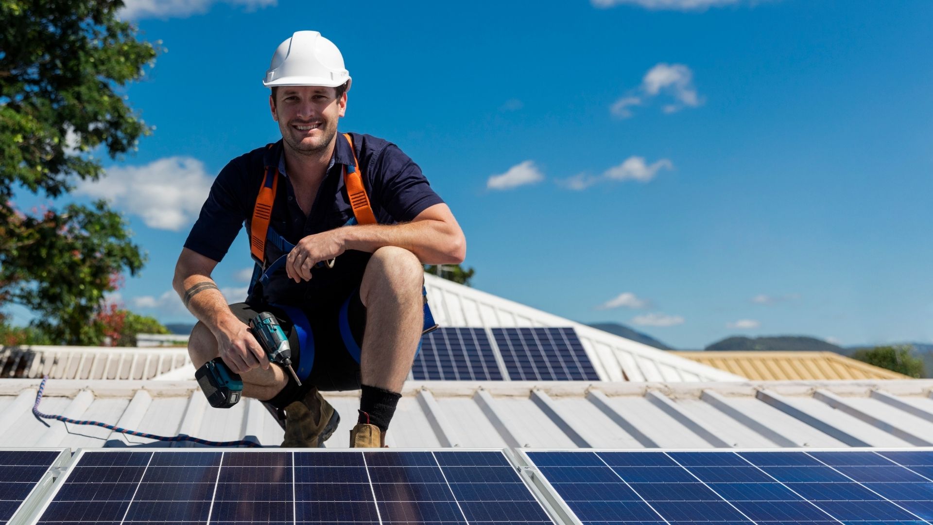 découvrez les avantages des panneaux solaires de 500w : efficacité énergétique, économies sur vos factures d'électricité, durabilité, et respect de l'environnement. adoptez une solution écologique et rentable pour votre maison dès aujourd'hui !