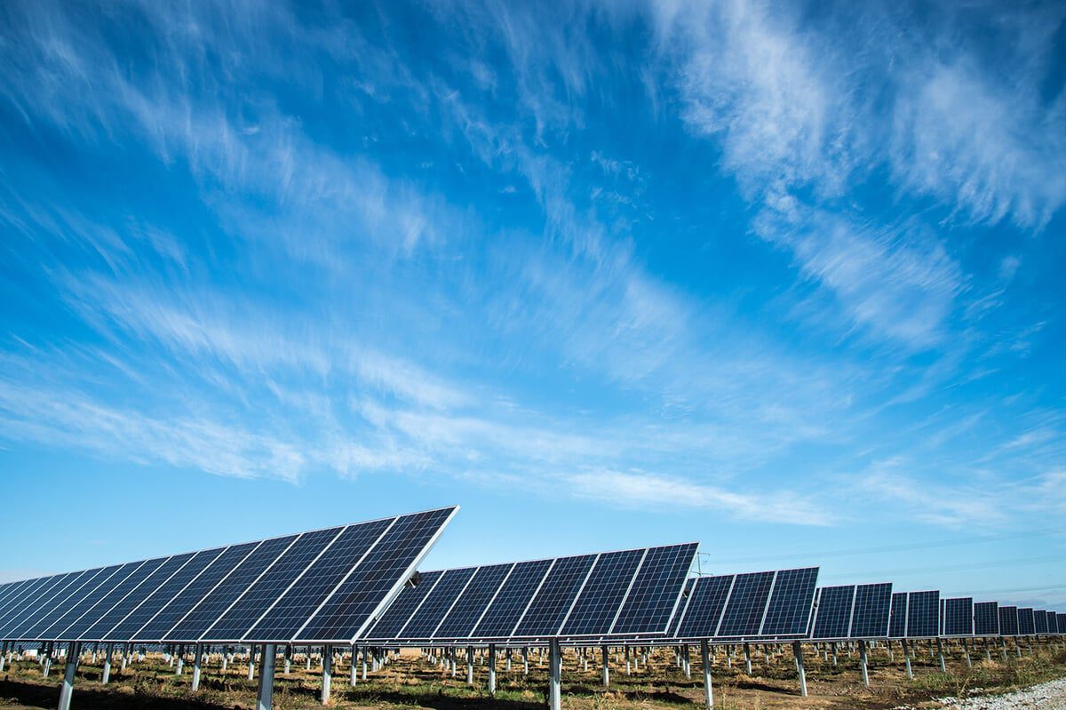 découvrez les nombreux avantages des panneaux photovoltaïques : une source d'énergie renouvelable, des économies sur vos factures d'électricité, une valorisation de votre patrimoine immobilier, et une contribution significative à la protection de l'environnement. informez-vous sur cette solution durable et rentable pour un avenir énergétique meilleur.