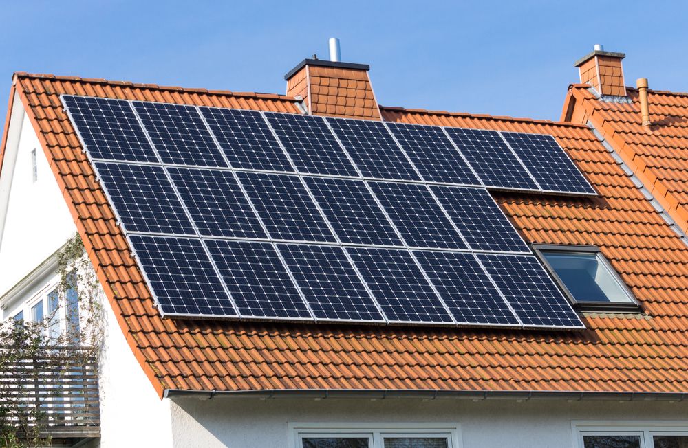 découvrez les nombreux avantages des panneaux photovoltaïques : énergie renouvelable, réduction des factures d'électricité, impact environnemental positif et aide à la valorisation de votre bien. optez pour une solution écologique et économique dès aujourd'hui !