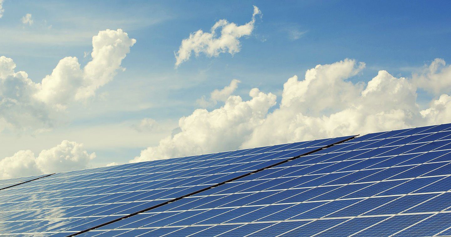 découvrez les nombreux avantages des panneaux photovoltaïques japonais, réputés pour leur efficacité énergétique, leur durabilité et leur conception innovante. optez pour des solutions photovoltaïques performantes qui allient technologie de pointe et respect de l'environnement.