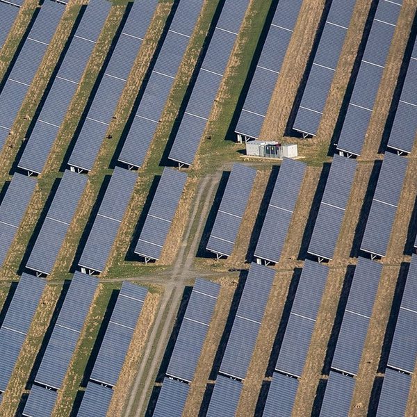découvrez les avantages de solar shop : des solutions énergétiques durables, des économies sur vos factures d'électricité, un service client exceptionnel et une expertise reconnue dans le domaine de l'énergie solaire. optez pour une énergie propre et révolutionnez votre consommation avec nos panneaux solaires de haute qualité.