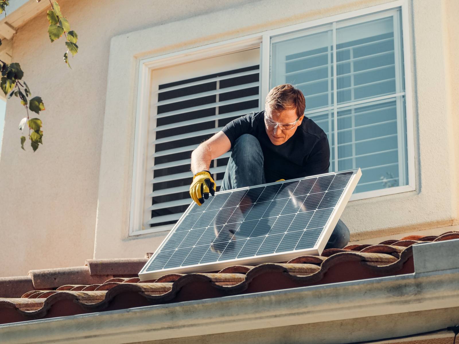 découvrez les nombreux bénéfices des panneaux photovoltaïques : une énergie renouvelable et durable, des économies sur vos factures d'électricité, une réduction de votre empreinte carbone et une valorisation de votre bien immobilier. optez pour l'avenir énergétique avec des panneaux solaires efficaces et respectueux de l'environnement.
