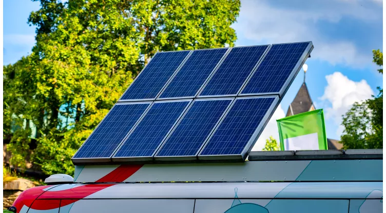 découvrez comment choisir des panneaux photovoltaïques adaptés à vos besoins énergétiques. comparez les options disponibles, évaluez leur efficacité et trouvez les solutions les plus rentables pour votre installation solaire.
