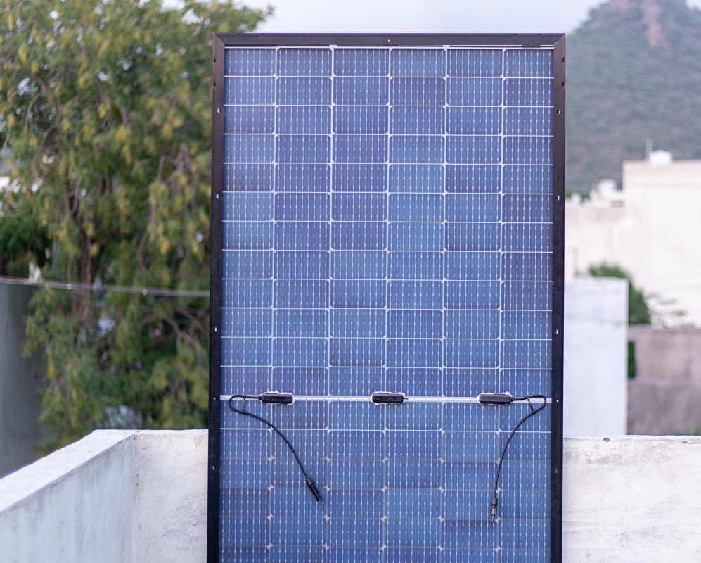 découvrez notre comparatif détaillé sur l'énergie solaire ! analysez les différents types de panneaux solaires, leurs performances, coûts et avantages. faites le bon choix pour votre projet énergétique tout en respectant l'environnement.