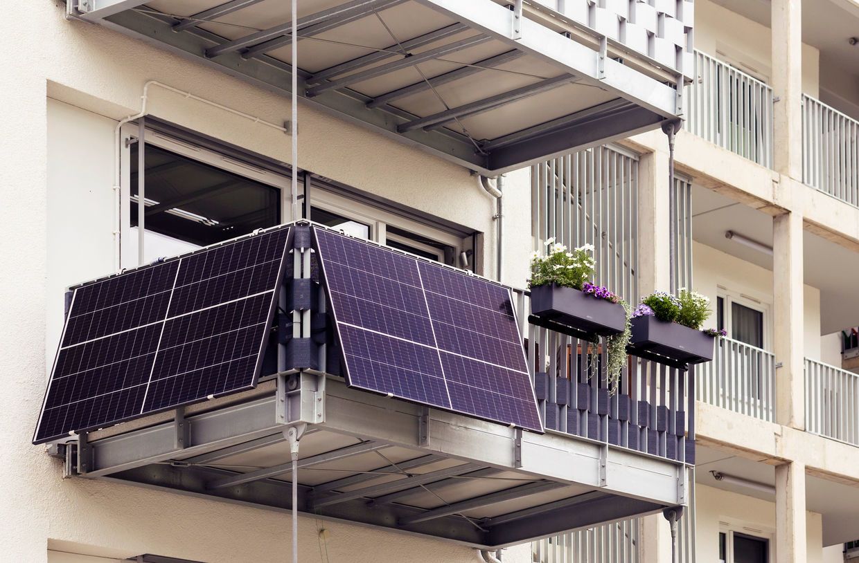 découvrez comment les panneaux solaires peuvent transformer votre consommation d'énergie en vous permettant de réaliser des économies significatives sur vos factures. informez-vous sur les avantages financiers et environnementaux des installations solaires et sur les aides disponibles.