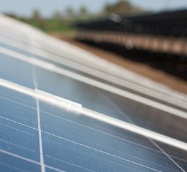 découvrez les enjeux des panneaux photovoltaïques, leur impact sur l'environnement et l'énergie renouvelable, ainsi que les défis et opportunités qu'ils présentent pour l'avenir durable.
