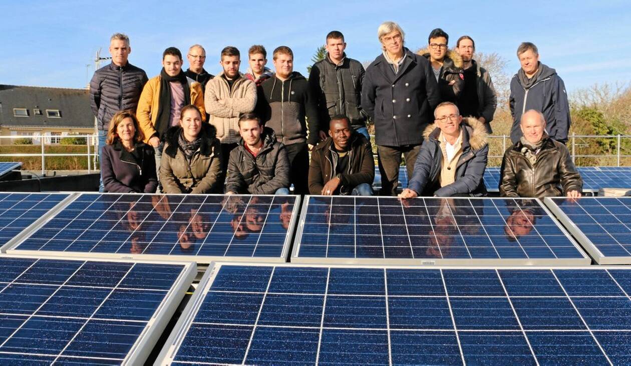 découvrez comment l'épargne énergétique grâce aux panneaux photovoltaïques peut réduire vos factures d'électricité tout en contribuant à la transition énergétique. informez-vous sur les avantages économiques et écologiques d'une installation solaire.