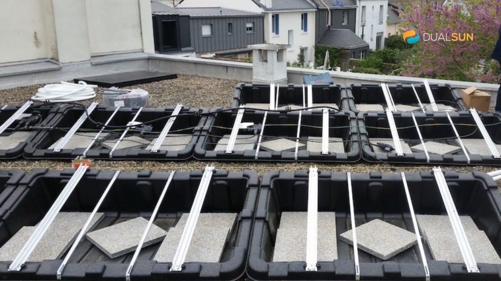découvrez nos solutions innovantes pour la fixation de panneaux solaires sur toit plat. assurez une installation sécurisée et efficace tout en optimisant la performance énergétique de votre habitation.