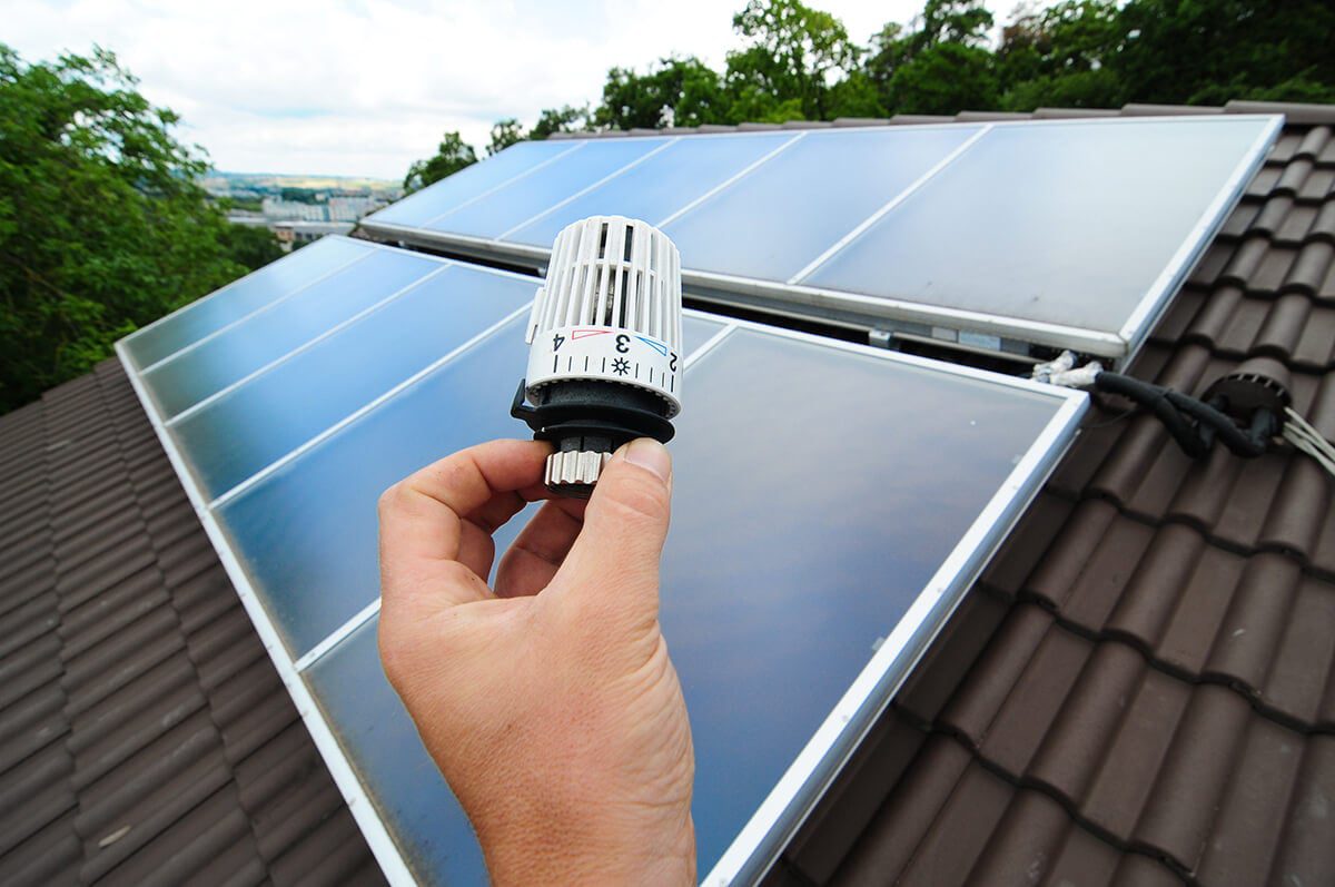découvrez l'importance des fluides caloporteurs dans l'optimisation des panneaux photovoltaïques. apprenez comment ces fluides améliorent l'efficacité thermique et garantissent une production d'énergie solaire optimale pour vos installations.