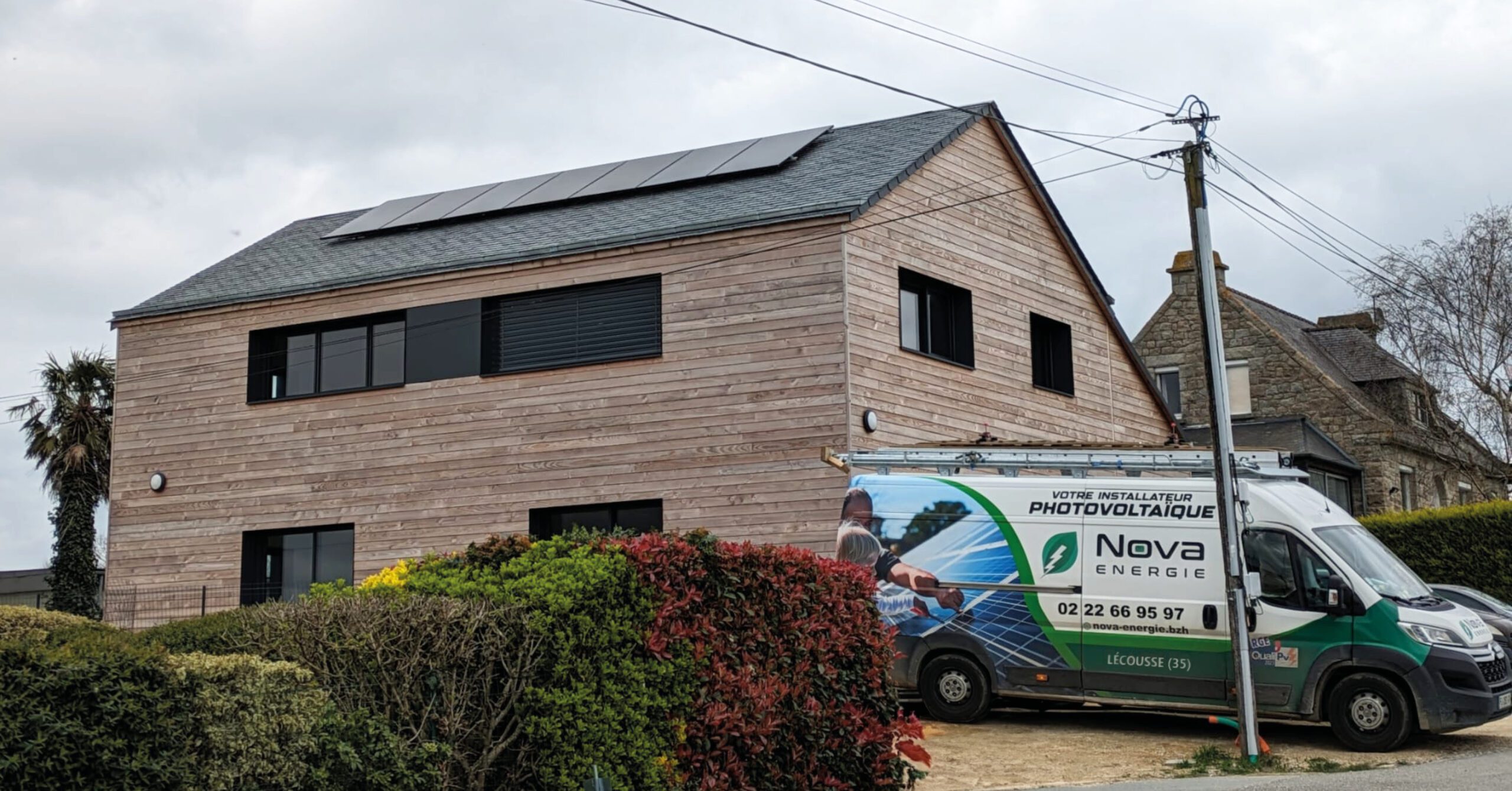 découvrez l'impact positif des panneaux photovoltaïques sur l'environnement et votre consommation énergétique. apprenez comment optimiser votre production d'énergie solaire et contribuer à un avenir durable.
