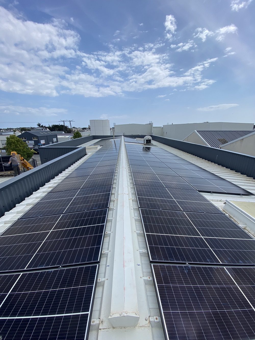 découvrez comment l'installation photovoltaïque peut transformer votre consommation énergétique tout en contribuant à la protection de l'environnement. optez pour une solution durable et économique grâce à l'énergie solaire.