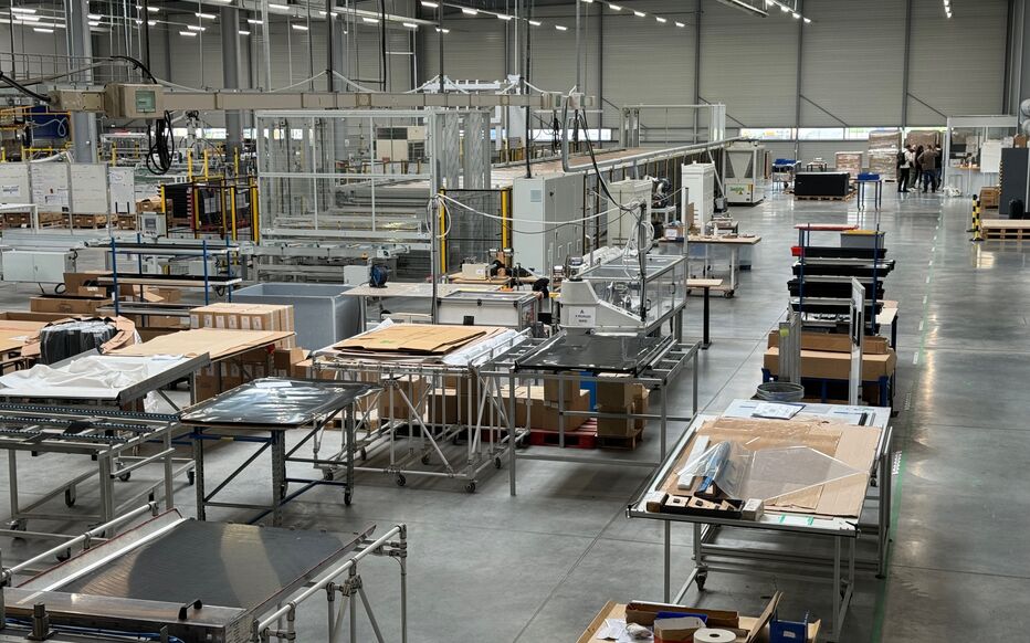 profitez de notre liquidation exceptionnelle sur les panneaux solaires ! bénéficiez de réductions incroyables sur une large gamme de panneaux solaires de haute qualité. ne manquez pas cette opportunité de passer à l'énergie renouvelable tout en réalisant des économies. stock limité, agissez vite !