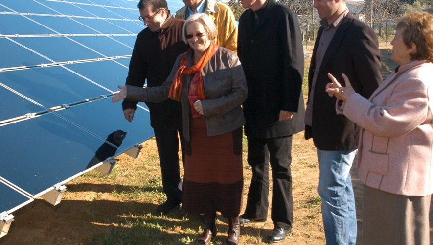 découvrez nos solutions de panneaux solaires à narbonne pour une énergie renouvelable et économique. profitez d'une installation personnalisée et optimisez votre consommation d'électricité tout en préservant l'environnement.