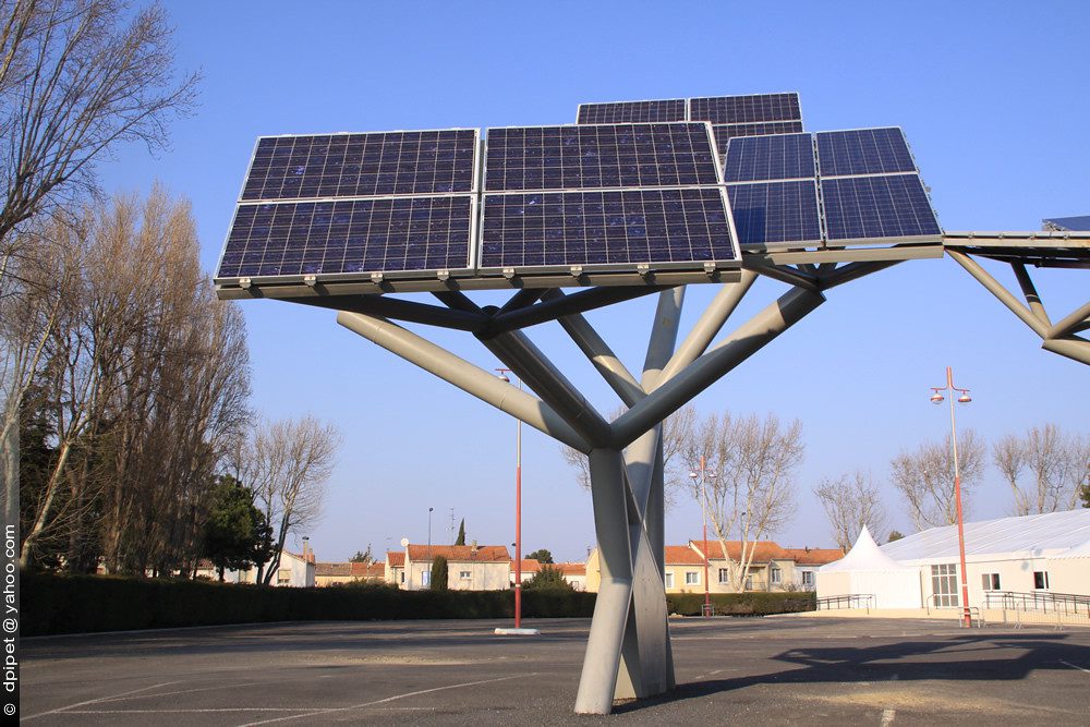 découvrez nos solutions de panneaux solaires à narbonne, alliant performances énergétiques et respect de l'environnement. profitez d'une énergie renouvelable pour réduire vos factures tout en contribuant à la transition énergétique.
