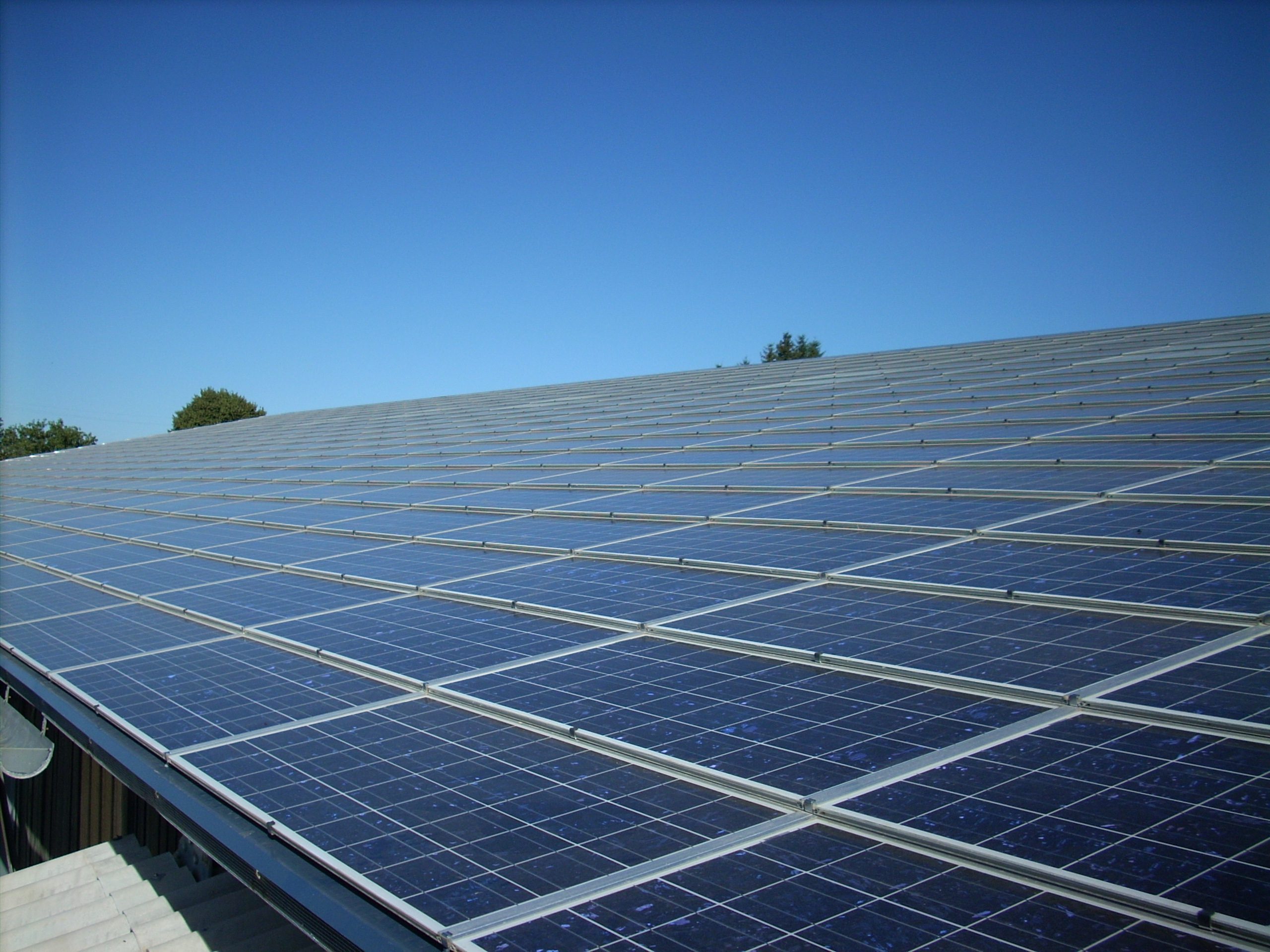 découvrez les avantages des panneaux photovoltaïques pour produire de l'énergie renouvelable, réduire votre facture d'électricité et contribuer à la protection de l'environnement. explorez nos solutions adaptées à vos besoins.