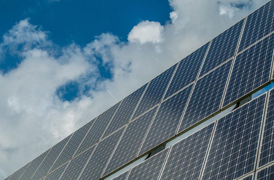 découvrez comment les panneaux photovoltaïques rentables peuvent réduire vos factures d'énergie et contribuer à un avenir durable. maximisez votre investissement en énergie solaire tout en protégeant l'environnement.
