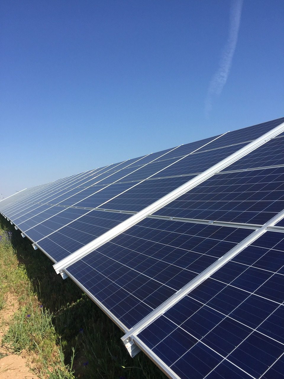 découvrez nos solutions de panneaux solaires à grenoble, idéales pour réduire vos factures d'énergie et protéger l'environnement. profitez d'une installation sur mesure, d'un accompagnement professionnel et d'aides financières pour optimiser votre investissement énergétique.