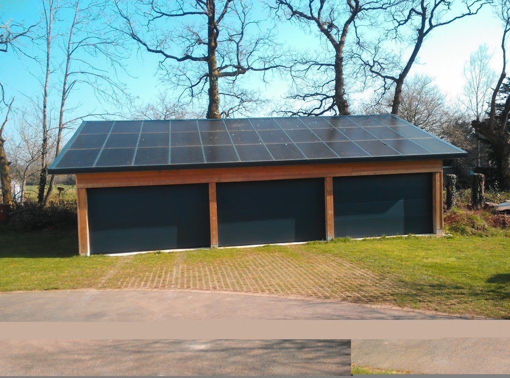 découvrez comment les panneaux solaires pour garage peuvent transformer votre espace en une source d'énergie renouvelable. maximisez l'efficacité énergétique de votre maison tout en réduisant votre empreinte carbone. profitez d'options innovantes pour un garage éco-responsable et économisez sur vos factures d'électricité.