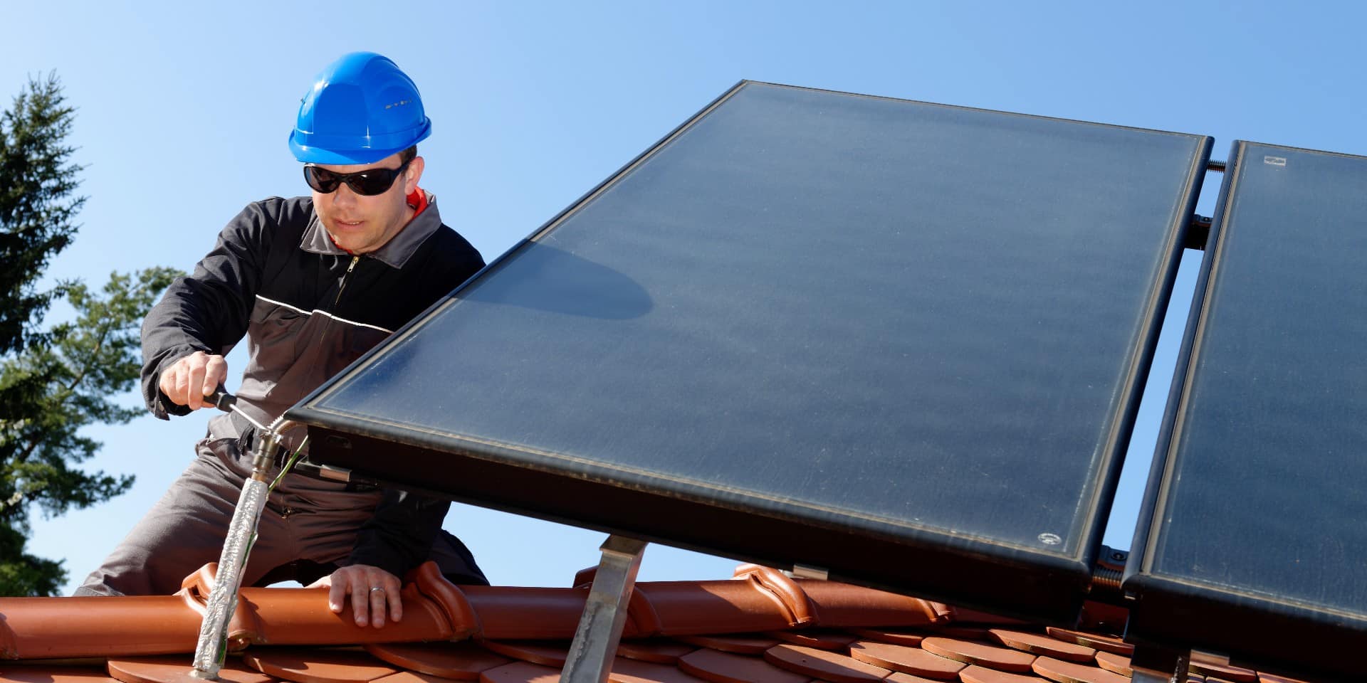 découvrez les panneaux solaires hybrides, une solution innovante alliant production d'électricité et chaleur, optimisant ainsi votre consommation énergétique. profitez d'une énergie renouvelable efficace et respectueuse de l'environnement.