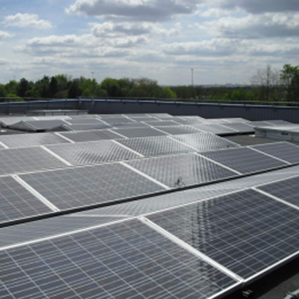 découvrez les panneaux solaires ikea, une solution écologique et innovante pour réduire votre empreinte carbone tout en économisant sur vos factures d'énergie. faciles à installer et adaptés à votre maison, ces panneaux sont conçus pour maximiser l'efficacité énergétique et s'intégrer harmonieusement à votre environnement.