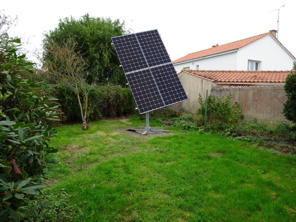découvrez comment les panneaux solaires peuvent transformer votre jardin en un espace éco-responsable tout en réduisant vos factures d'énergie. installez des solutions durables et esthétiques pour profiter d'énergie renouvelable à domicile.