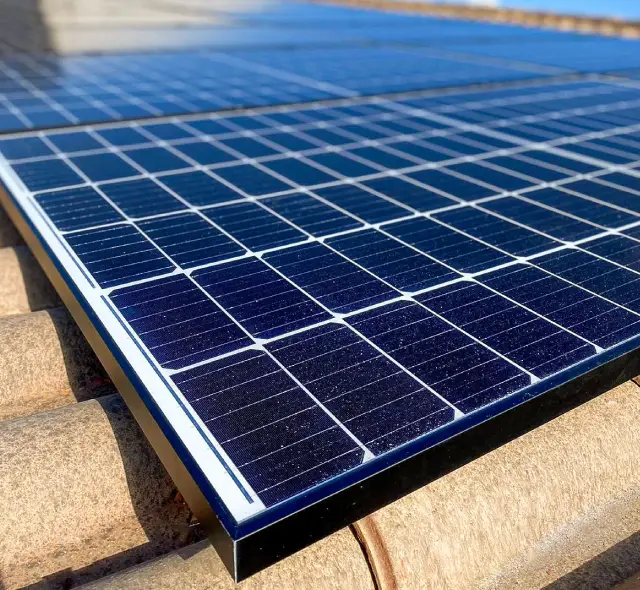 découvrez comment maximiser la performance de vos panneaux photovoltaïques grâce à des conseils pratiques sur l'installation, l'entretien et l'optimisation. transformez l'énergie solaire en économies d'énergie et réduisez votre empreinte carbone avec nos astuces expertes.