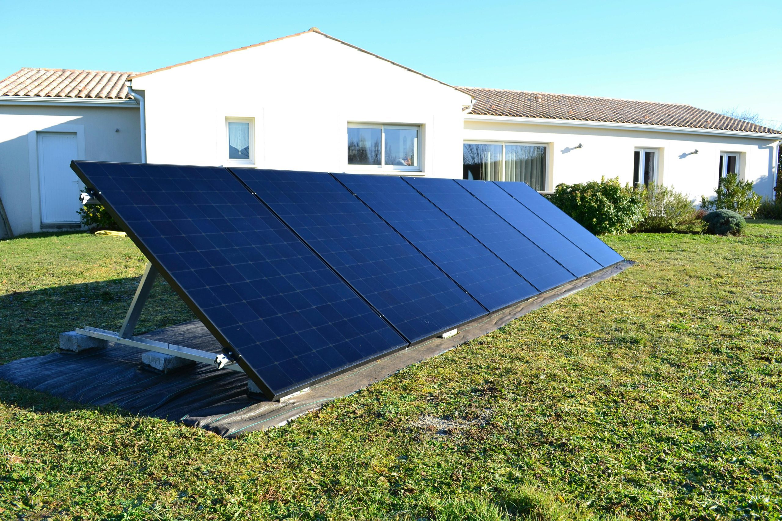 obtenez votre permis pour l'installation de panneaux photovoltaïques et découvrez toutes les étapes nécessaires pour profiter de l'énergie solaire chez vous. informez-vous sur les réglementations, les démarches administratives et les conseils pour une transition énergétique réussie.