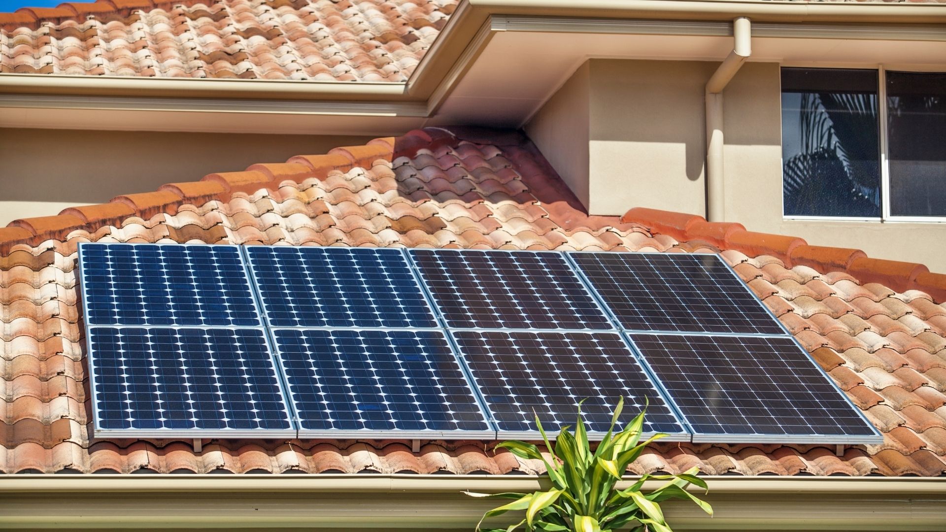 découvrez les prix des panneaux solaires en 2023 et comparez les offres pour bénéficier d'une énergie renouvelable à moindre coût. informez-vous sur les subventions disponibles et les économies d'énergie potentielles.