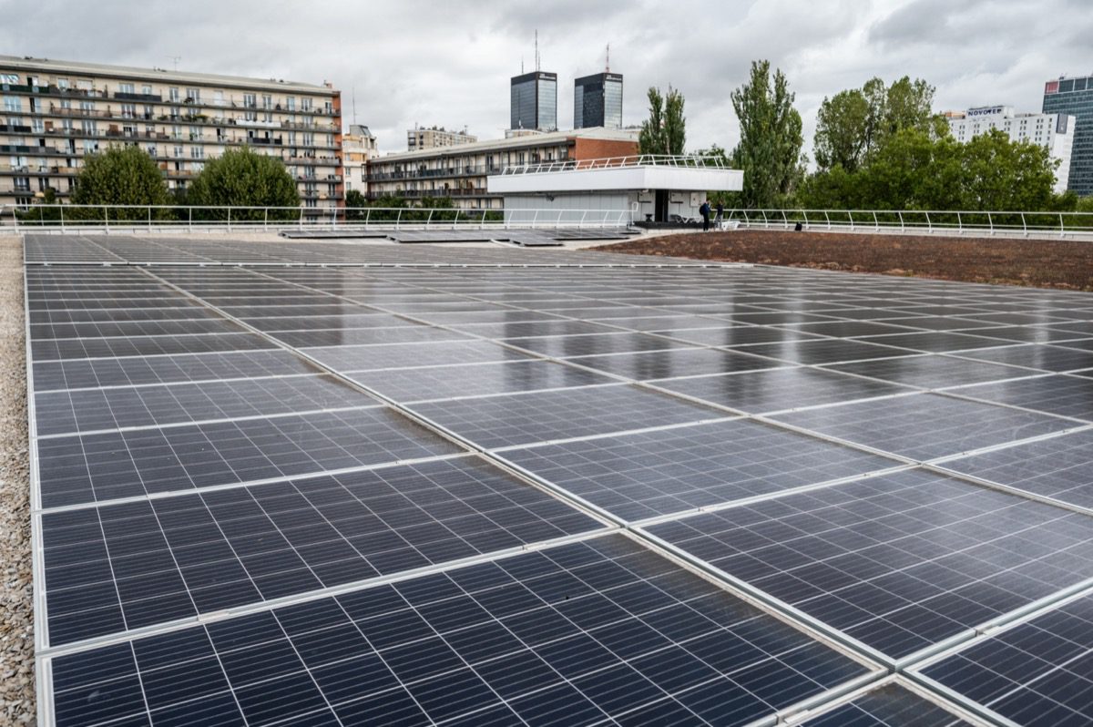 découvrez notre projet innovant d'installation de panneaux photovoltaïques au gymnase, alliant écologie et économies d'énergie. un pas vers la durabilité pour une pratique sportive responsable.
