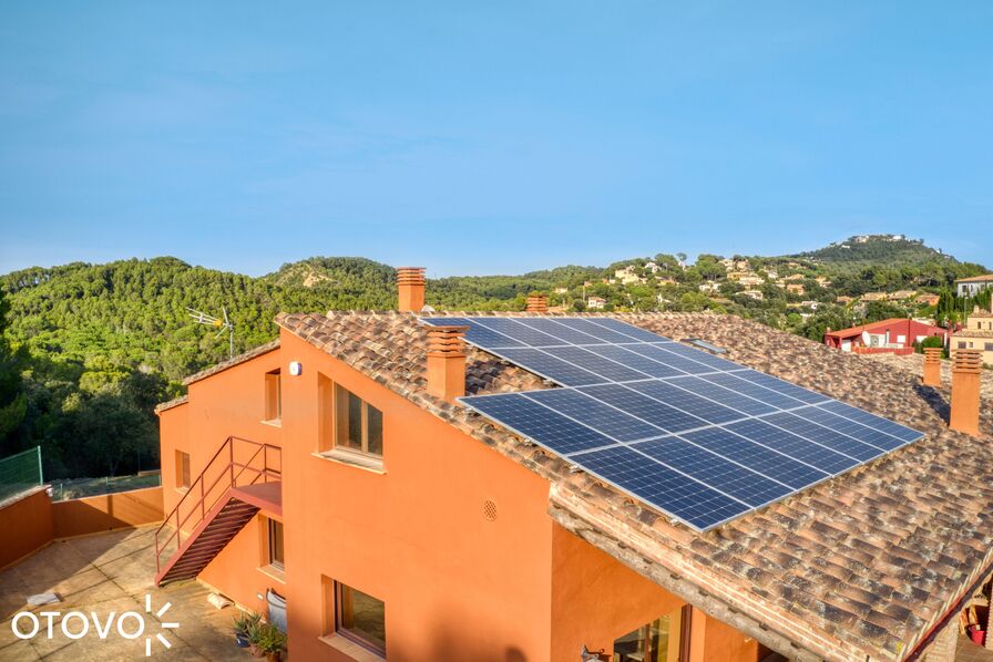 profitez de nos offres exceptionnelles sur les panneaux solaires ! réduisez vos factures d'énergie et passez à une énergie propre grâce à nos solutions innovantes. découvrez comment nos promotions rendent l'énergie solaire accessible à tous. ne manquez pas cette opportunité de faire des économies tout en contribuant à la protection de l'environnement.