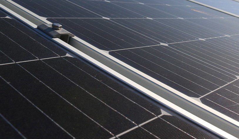 découvrez les avantages du silicium photovoltaïque, un matériau clé pour la production d'énergie solaire. apprenez comment il convertit efficacement la lumière du soleil en électricité et contribue à une transition énergétique durable.