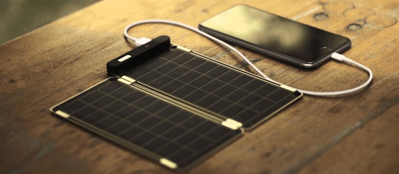 découvrez les différents types de chargeurs solaires disponibles sur le marché. que vous soyez en randonnée, en camping ou simplement à la recherche d'une solution éco-responsable pour recharger vos appareils, notre guide vous aide à choisir le chargeur solaire adapté à vos besoins. profitez d'une énergie renouvelable et portable tout en préservant la planète.