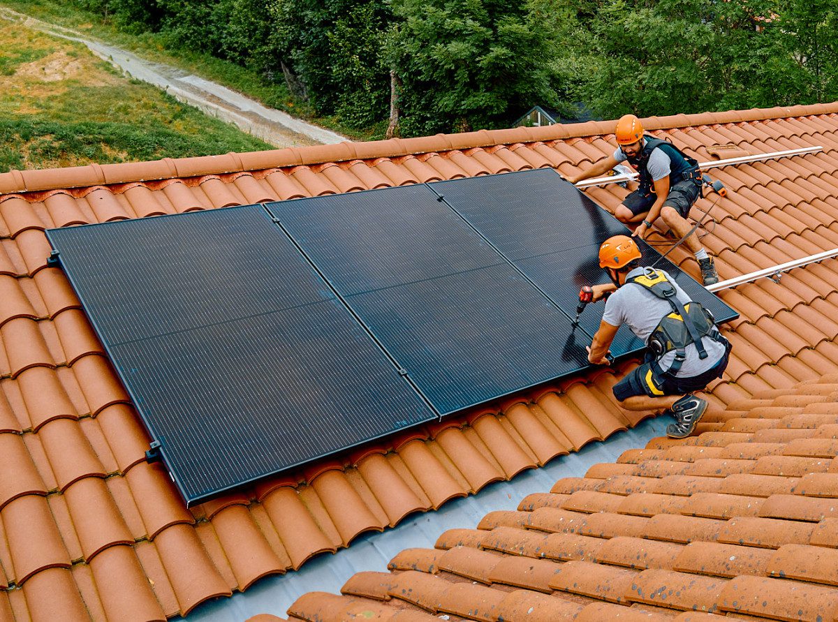 découvrez notre usine de panneaux solaires en lorraine, spécialisée dans la fabrication de solutions énergétiques durables et innovantes. engagez-vous pour un avenir plus vert avec nos produits de haute qualité.