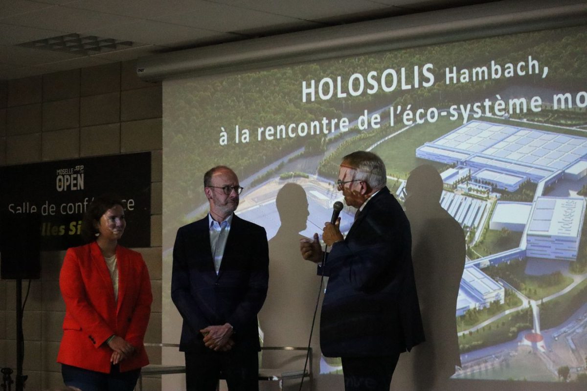 découvrez notre usine de panneaux solaires en lorraine, spécialisée dans la fabrication de solutions énergétiques durables et innovantes. offrant des produits de haute qualité, nous contribuons à la transition énergétique tout en réduisant l'empreinte carbone. contactez-nous pour en savoir plus sur nos technologies solaires.